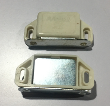 LOC-TSAGAAN-GF тавилгын соронзон цоож